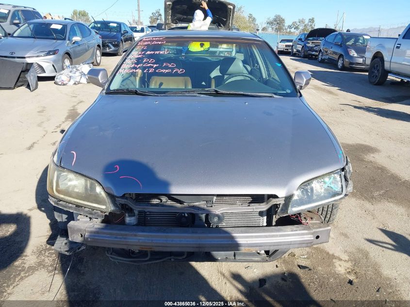 2000 Honda Accord 3.0 Ex VIN: 1HGCG1650YA081302 Lot: 43865036