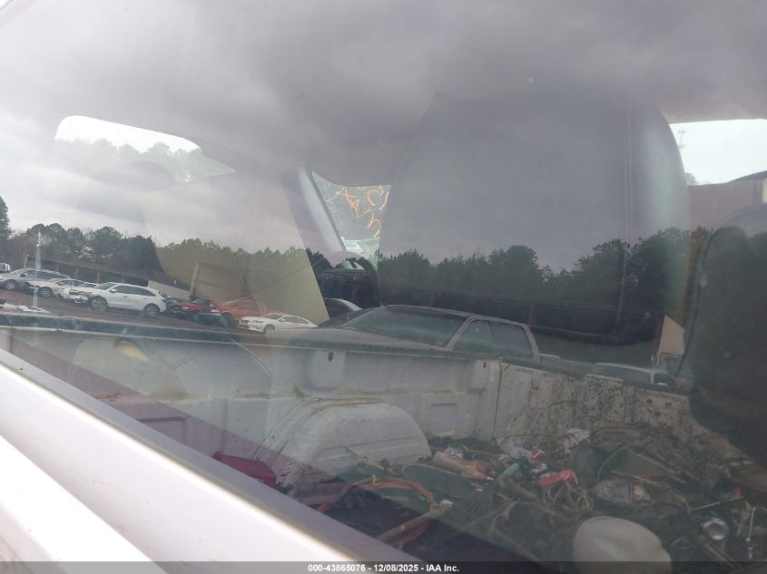 2005 Chevrolet Silverado 2500Hd Work Truck VIN: 1GCHC24U35E290750 Lot: 43865076