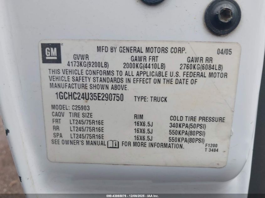 2005 Chevrolet Silverado 2500Hd Work Truck VIN: 1GCHC24U35E290750 Lot: 43865076
