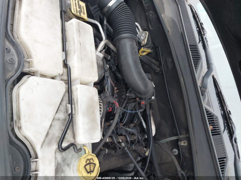 2008 Jeep Liberty Sport VIN: 1J8GP28K08W207758 Lot: 43865135