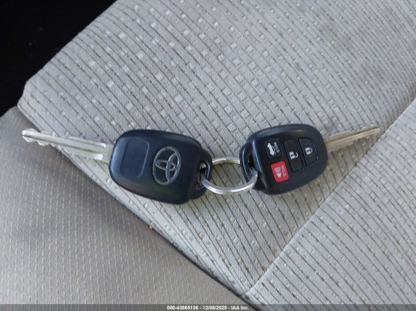 2013 Toyota Camry Le VIN: 4T4BF1FK4DR297795 Lot: 43865136