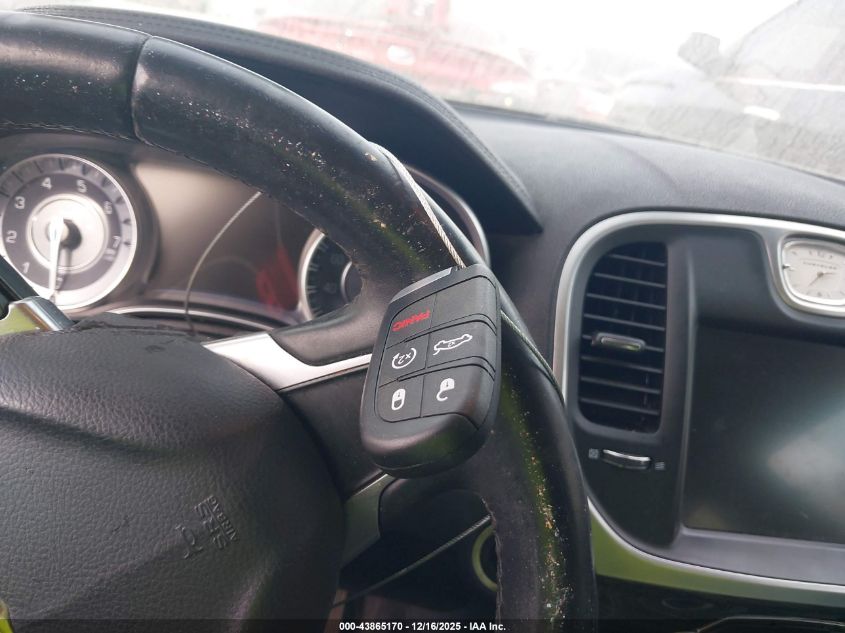 2016 Chrysler 300 Limited VIN: 2C3CCAAG5GH358243 Lot: 43865170