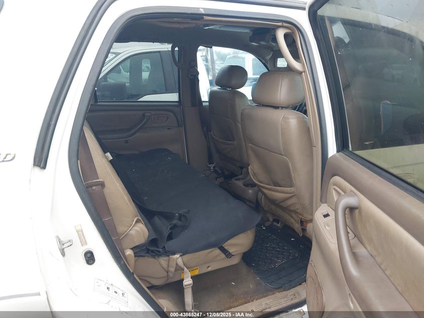 5TDZT34A54S208235 2004 TOYOTA SEQUOIA photo no. 8