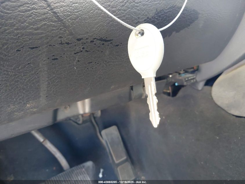 2002 Jeep Liberty Limited Edition VIN: 1J8GL58KX2W198507 Lot: 43865285