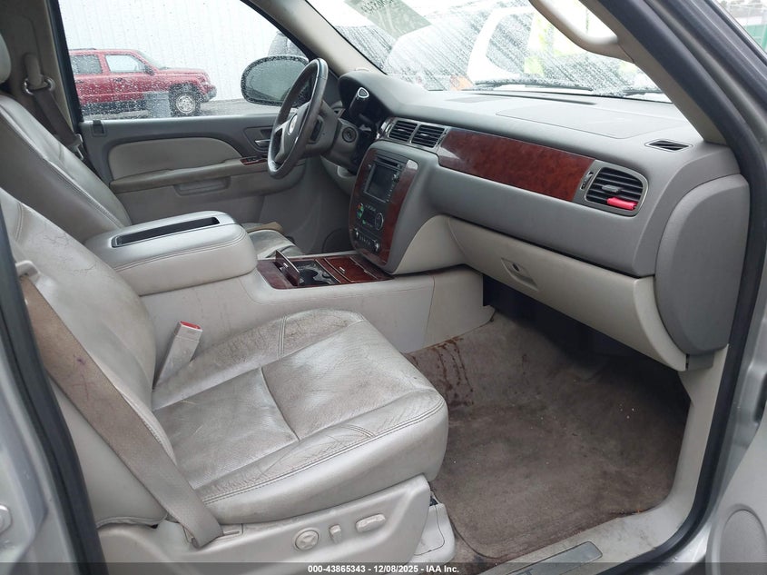1GNSCCE09BR173127 2011 CHEVROLET TAHOE photo no. 5