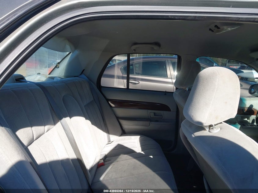 2MEFM74W23X624103 2003 MERCURY GRAND MARQUIS photo no. 8