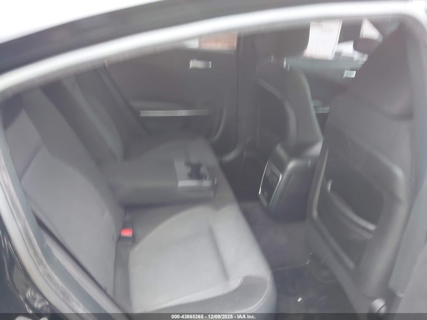 VIN 2C3CDXBG8HH546514 2017 DODGE CHARGER SE RWD
