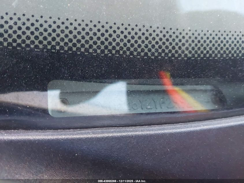 2000 Dodge Durango VIN: 1B4HR28Y2YF299267 Lot: 43865366