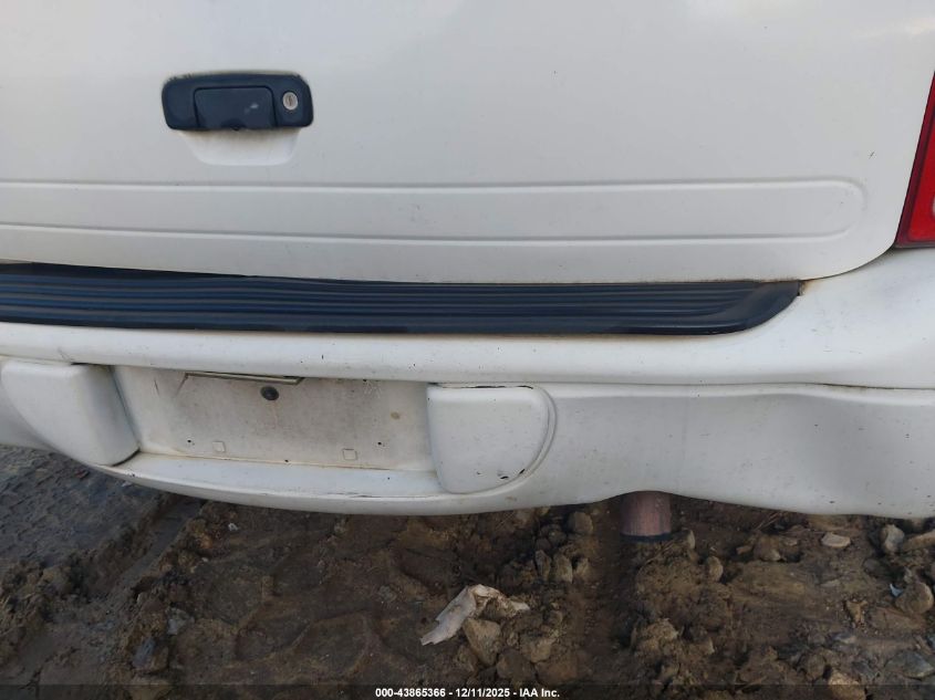 2000 Dodge Durango VIN: 1B4HR28Y2YF299267 Lot: 43865366