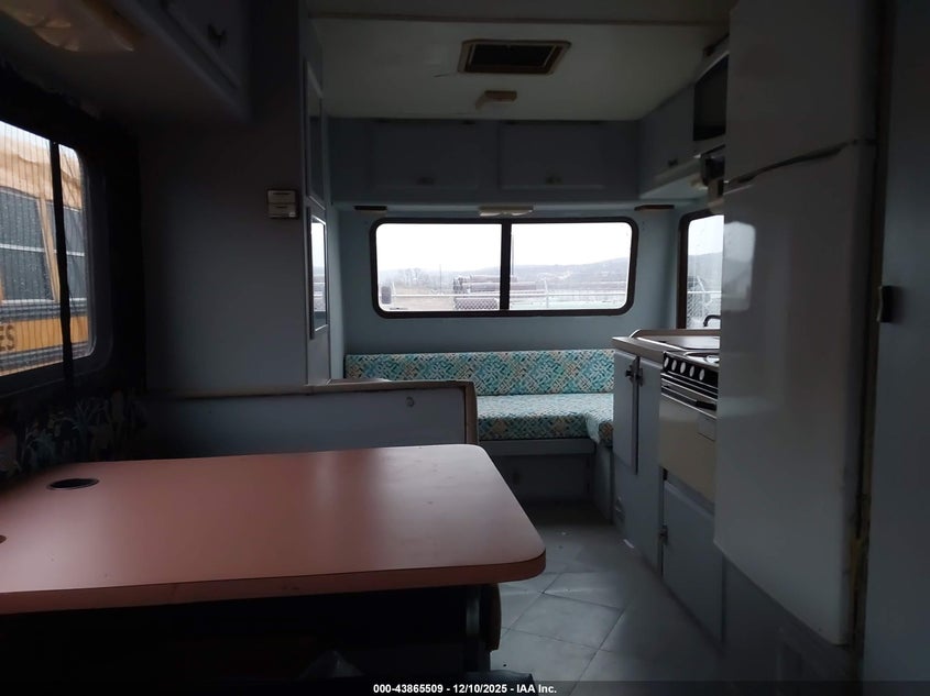 2GBJG31M6H4132248 1987 CHEVROLET VAN photo no. 6
