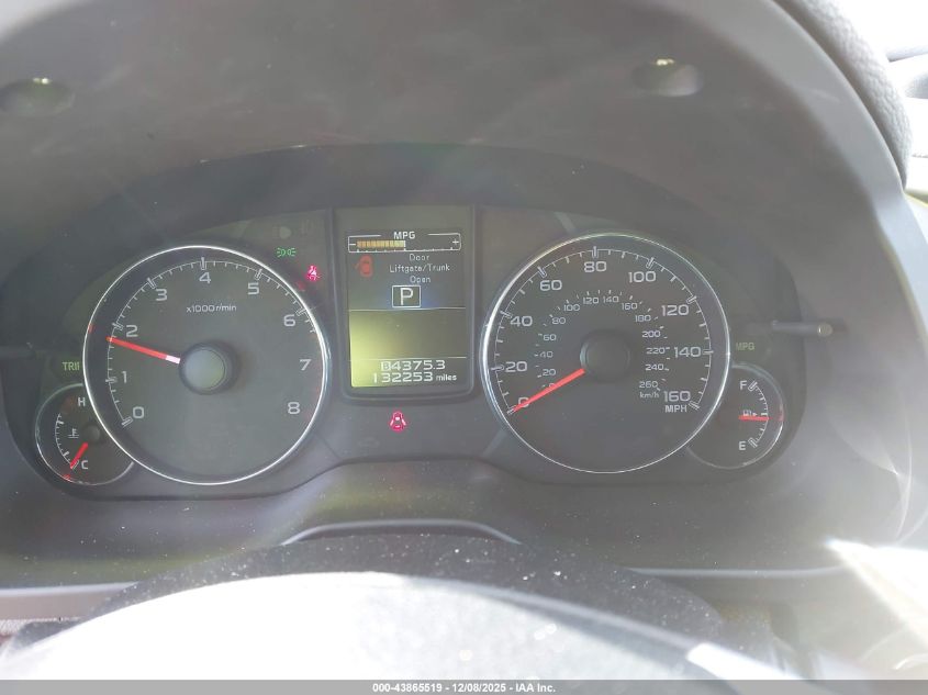 2013 Subaru Outback 3.6R Limited VIN: 4S4BRESC1D2215797 Lot: 43865519