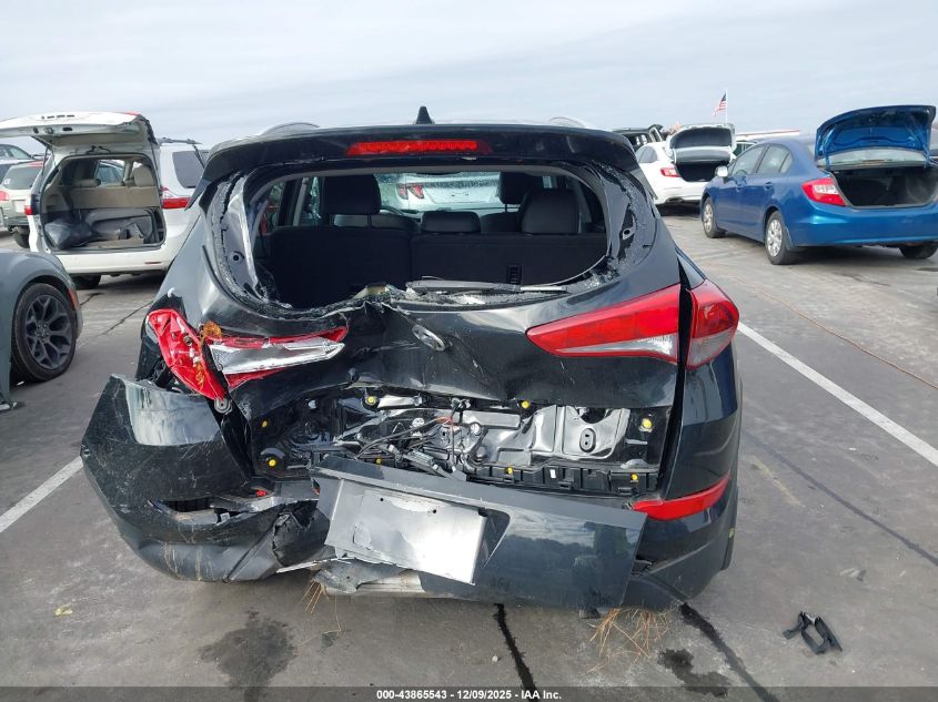 2017 Hyundai Tucson Se Plus VIN: KM8J33A44HU381351 Lot: 43865543