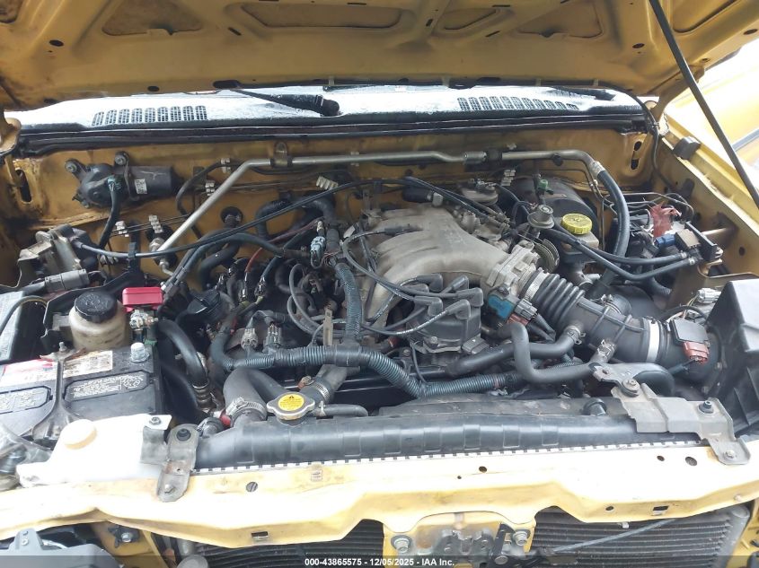 2004 Nissan Xterra Xe VIN: 5N1ED28TX4C655318 Lot: 43865575