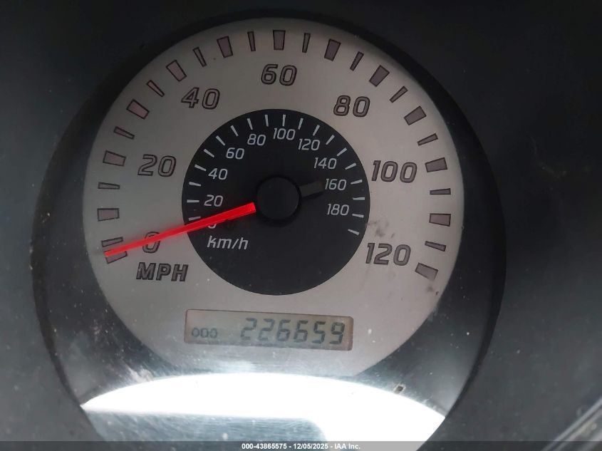 2004 Nissan Xterra Xe VIN: 5N1ED28TX4C655318 Lot: 43865575