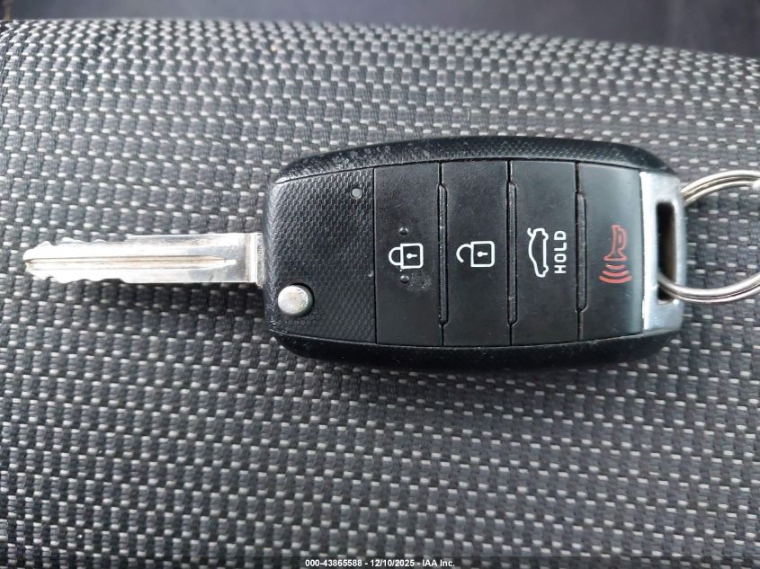 2017 Kia Forte Lx VIN: 3KPFK4A79HE137027 Lot: 43865588