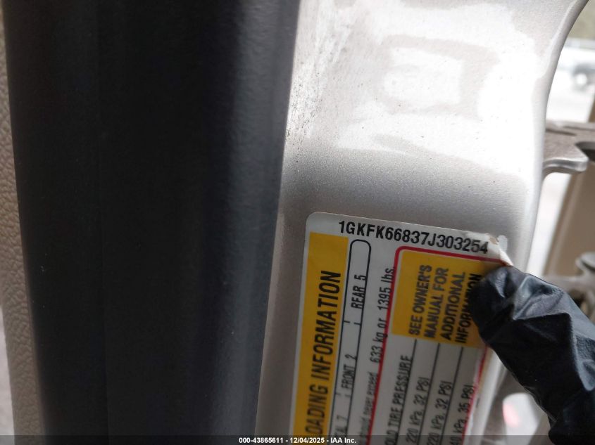 2007 GMC Yukon Xl 1500 Denali VIN: 1GKFK66837J303254 Lot: 43865611
