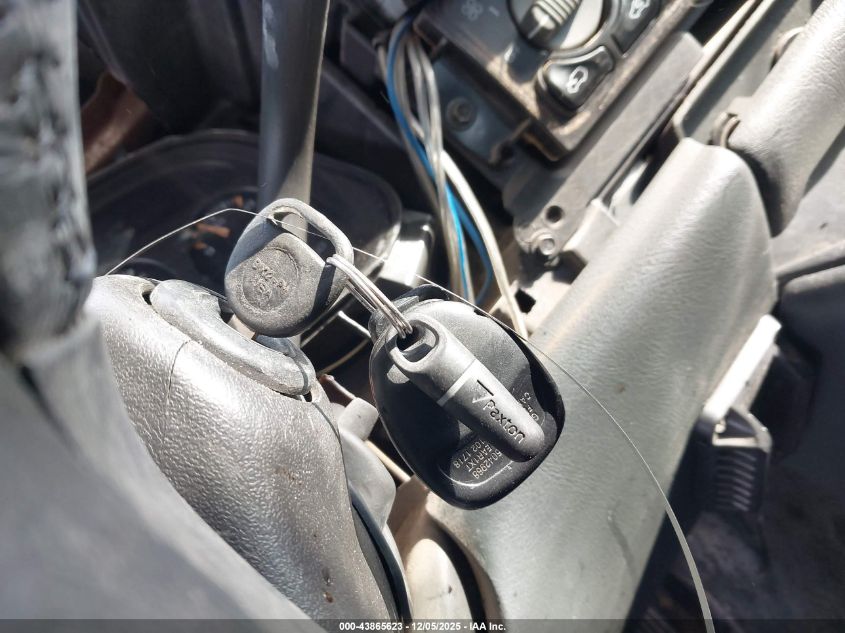 2002 Chevrolet Silverado 1500 Lt VIN: 1GCEK19T92E221475 Lot: 43865623