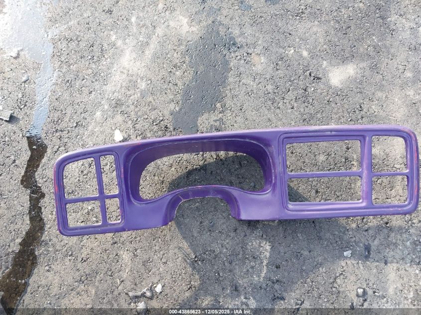 2002 Chevrolet Silverado 1500 Lt VIN: 1GCEK19T92E221475 Lot: 43865623