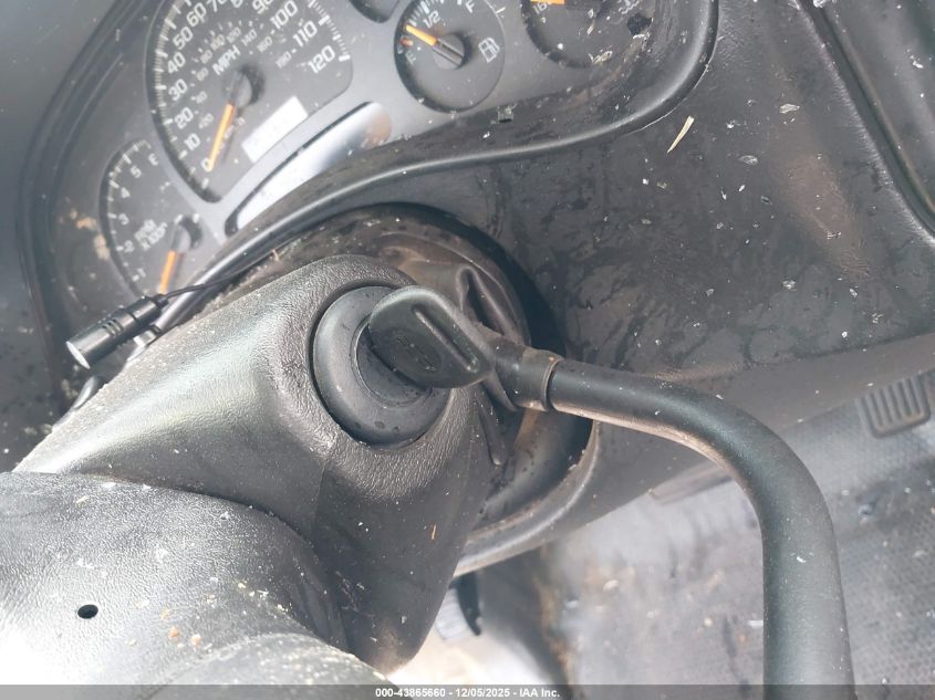 2005 Chevrolet Silverado 1500 Work Truck VIN: 1GCEC19X05Z241790 Lot: 43865660