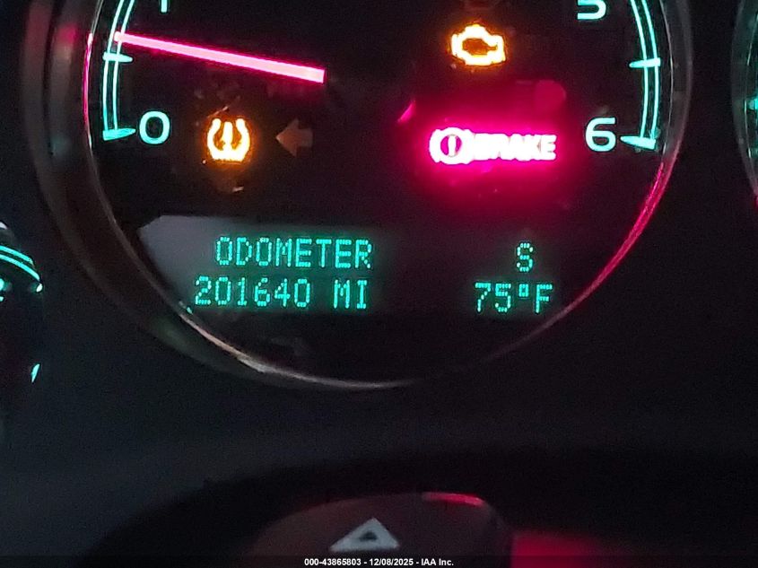 2013 Chevrolet Tahoe Lt VIN: 1GNSKBE03DR217994 Lot: 43865803