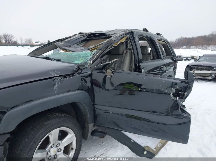 2004 Chevrolet Tahoe Z71 VIN: 1GNEK13Z44R225630 Lot: 43865822