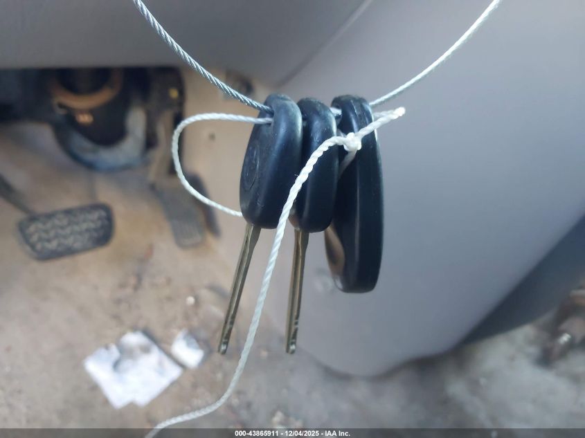 2005 Toyota Sienna Le VIN: 5TDBA23C45S039363 Lot: 43865911