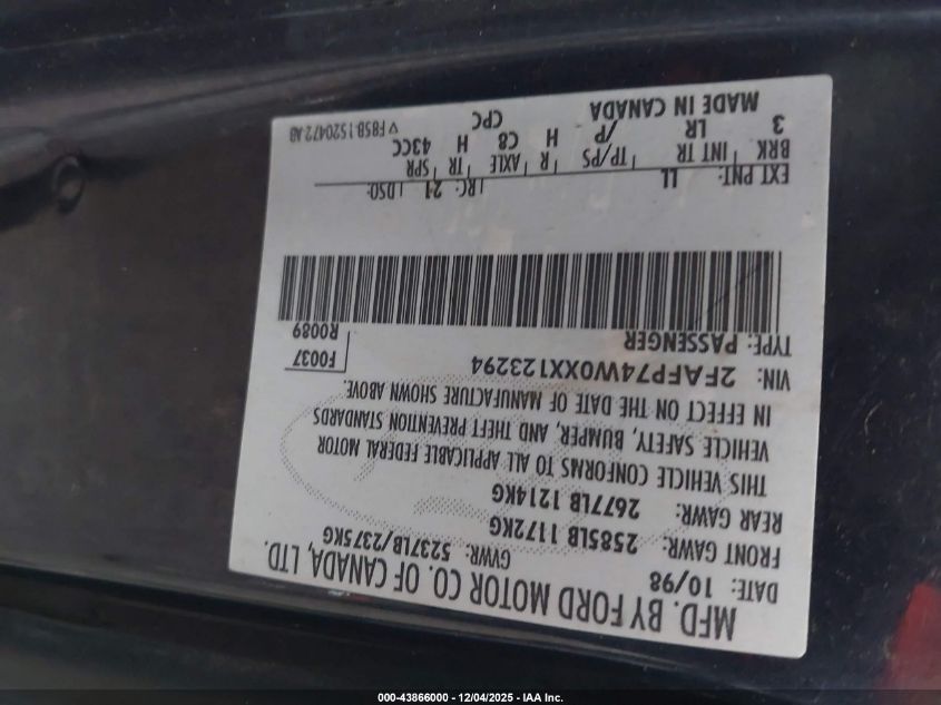 1999 Ford Crown Victoria Lx VIN: 2FAFP74W0XX123294 Lot: 43866000