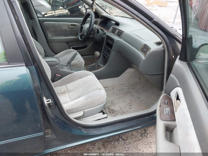 4T1BG22K1WU838369 1998 TOYOTA CAMRY photo no. 5