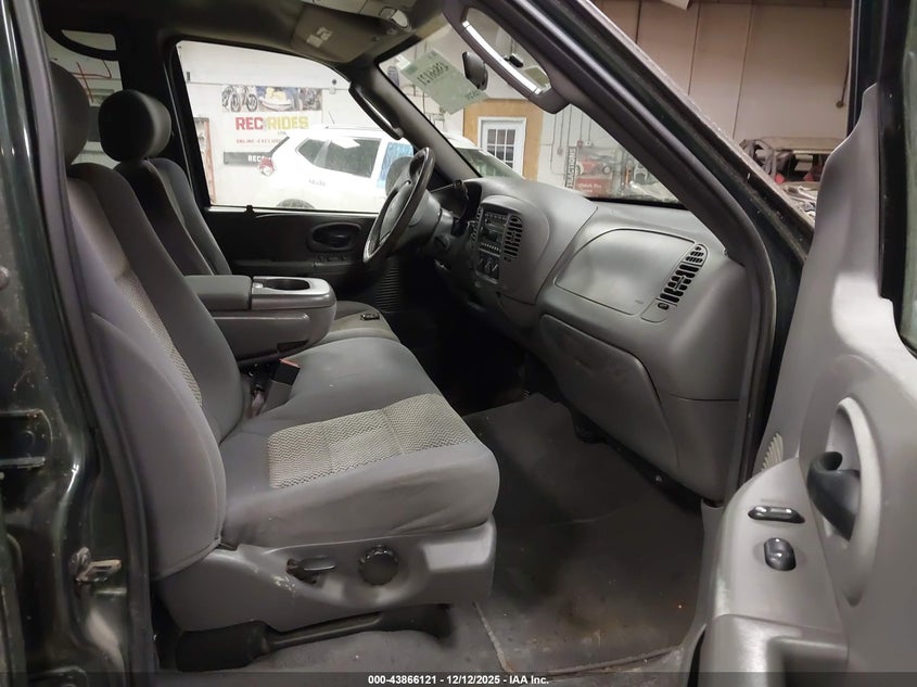 1FTRW08663KB93990 2003 FORD F-150 photo no. 5