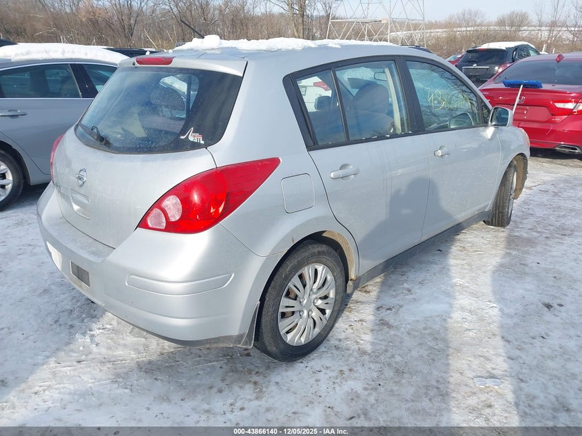 3N1BC13E38L389781 2008 NISSAN VERSA photo no. 4
