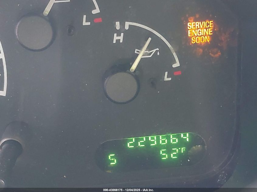 2002 Ford Explorer Xlt VIN: 1FMZU63E72UC90041 Lot: 43866175