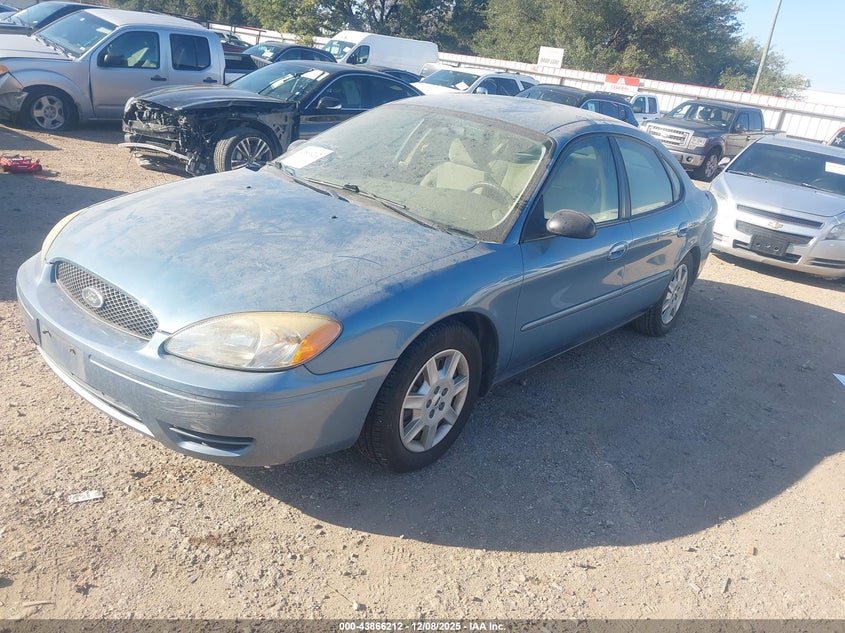 1FAFP53U45A306207 2005 FORD TAURUS photo no. 2