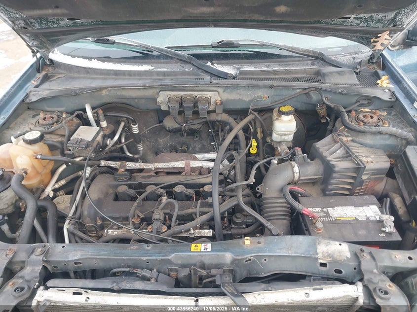 1FMYU02ZX5DA06077 2005 FORD ESCAPE photo no. 10