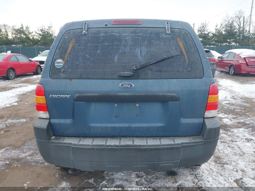 1FMYU02ZX5DA06077 2005 FORD ESCAPE photo no. 16