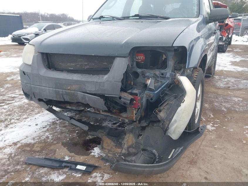 1FMYU02ZX5DA06077 2005 FORD ESCAPE photo no. 6