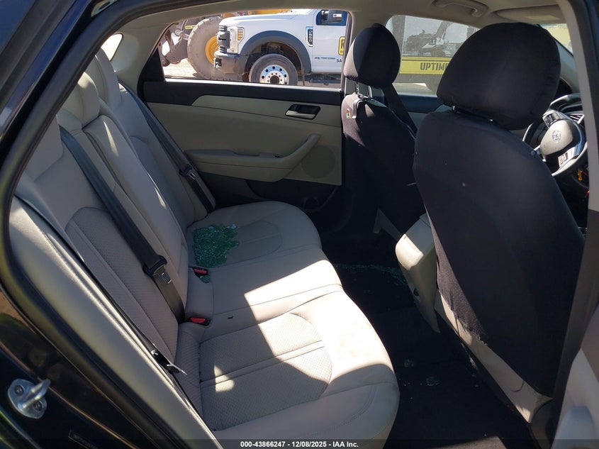 5NPE24AF9JH649469 2018 HYUNDAI SONATA photo no. 8