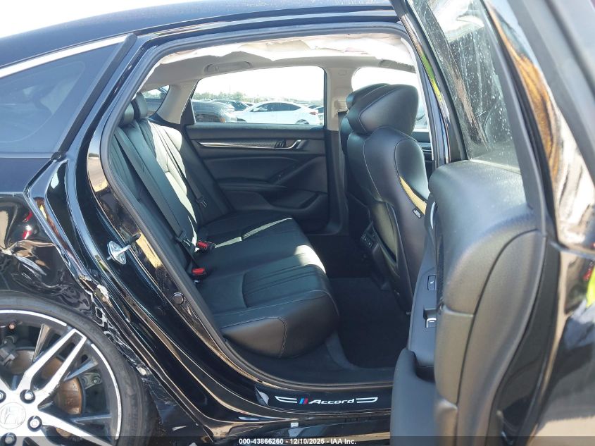 2022 Honda Accord Touring VIN: 1HGCV2F92NA008023 Lot: 43866260