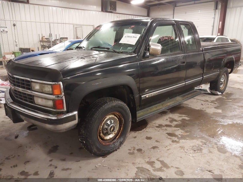 1GCGK29K7PE227398 1993 CHEVROLET GMT-400 photo no. 2
