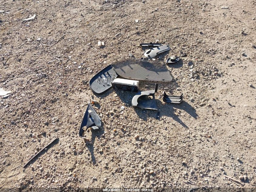 2001 Chevrolet Tahoe Lt VIN: 1GNEC13T01R105540 Lot: 43866371