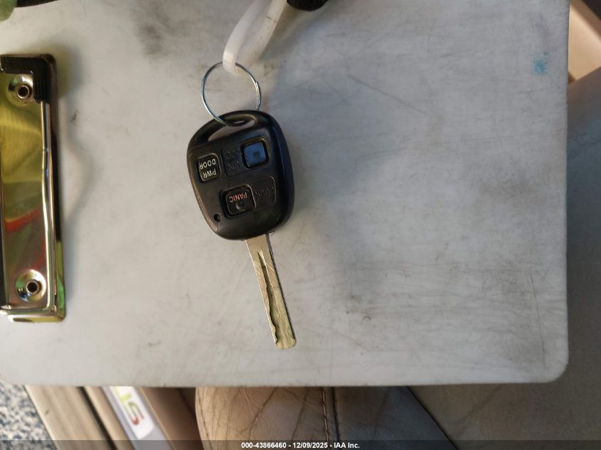 2004 Lexus Rx 330 VIN: JTJGA31U140015687 Lot: 43866460