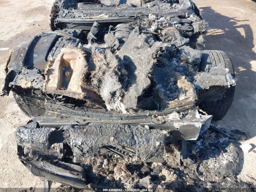 2002 Chevrolet Corvette VIN: 1G1YY32G925111877 Lot: 43866543