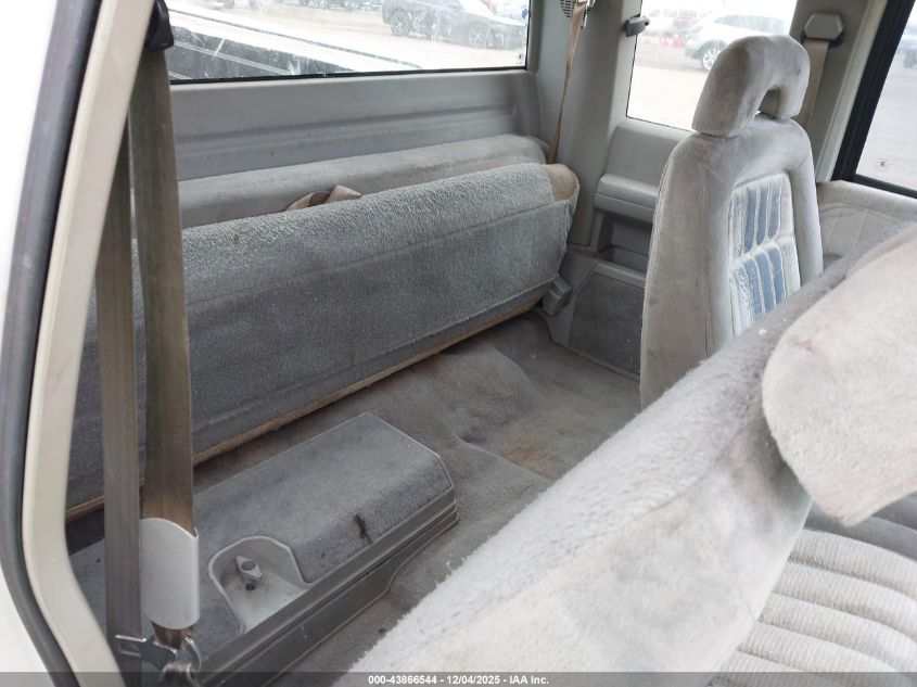 1994 GMC Sierra C1500 VIN: 2GTEC19ZXR1545189 Lot: 43866544