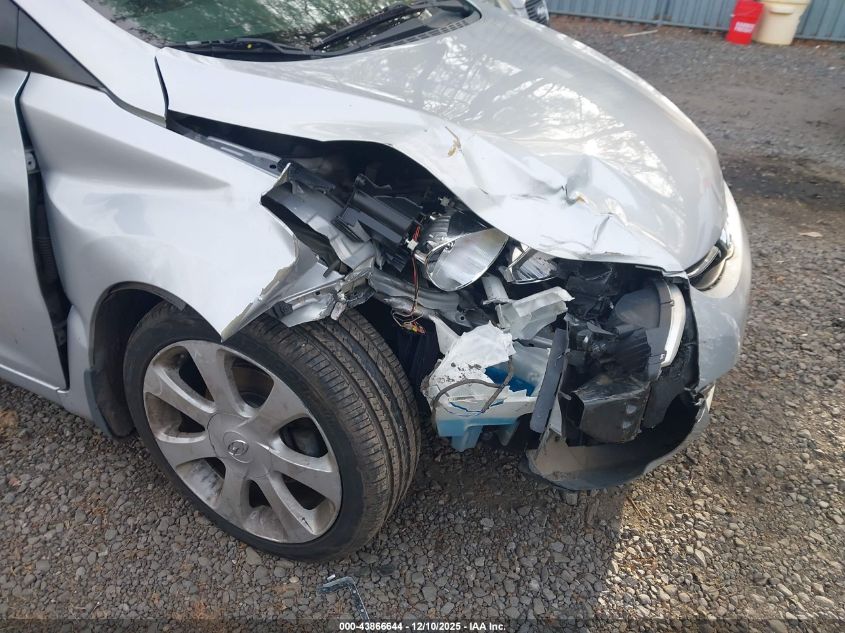 2013 Hyundai Elantra Limited VIN: 5NPDH4AE7DH225651 Lot: 43866644