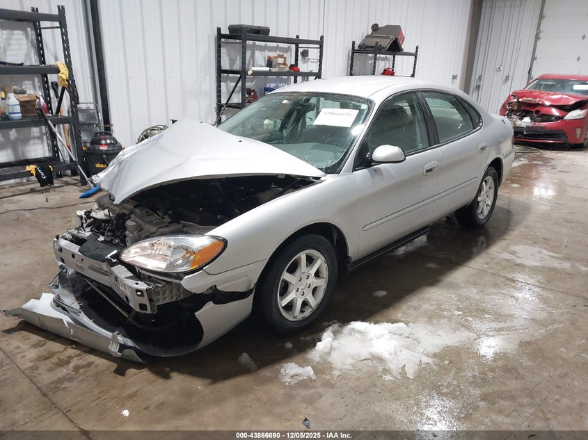 1FAFP56UX6A121088 2006 FORD TAURUS photo no. 2