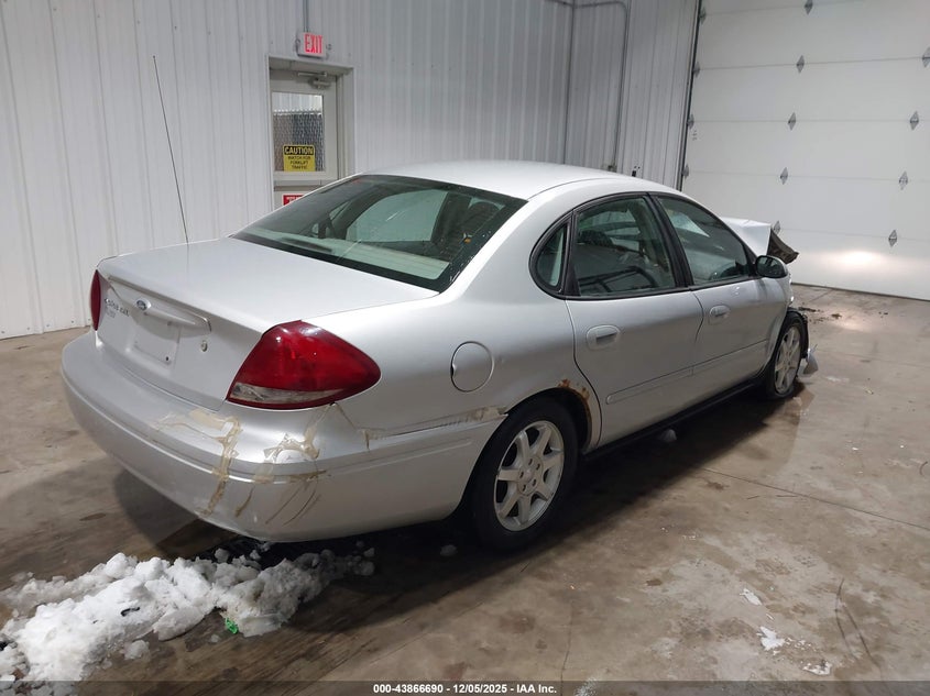 1FAFP56UX6A121088 2006 FORD TAURUS photo no. 4