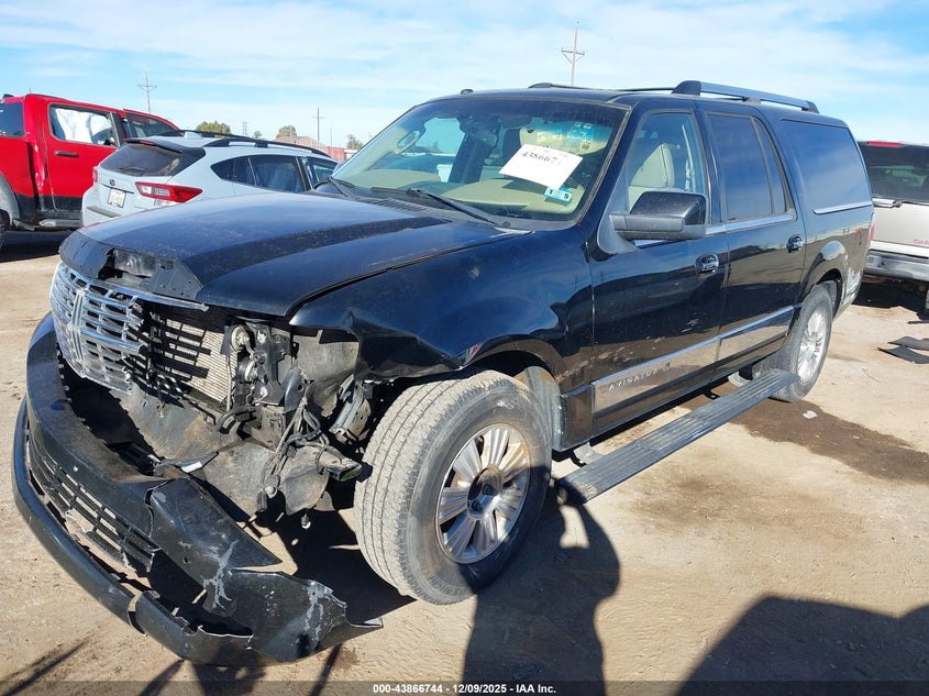 2009 Lincoln Navigator L