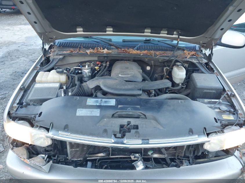 2004 Chevrolet Suburban 1500 Lt VIN: 1GNFK16Z04J145935 Lot: 43866754