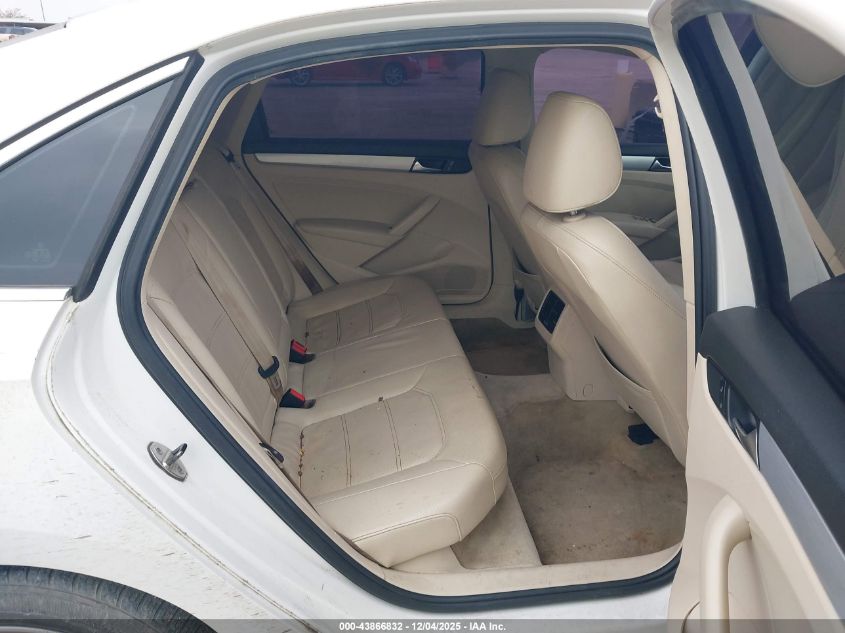 2013 Volkswagen Passat 2.0L Tdi Se VIN: 1VWBN7A3XDC109658 Lot: 43866832