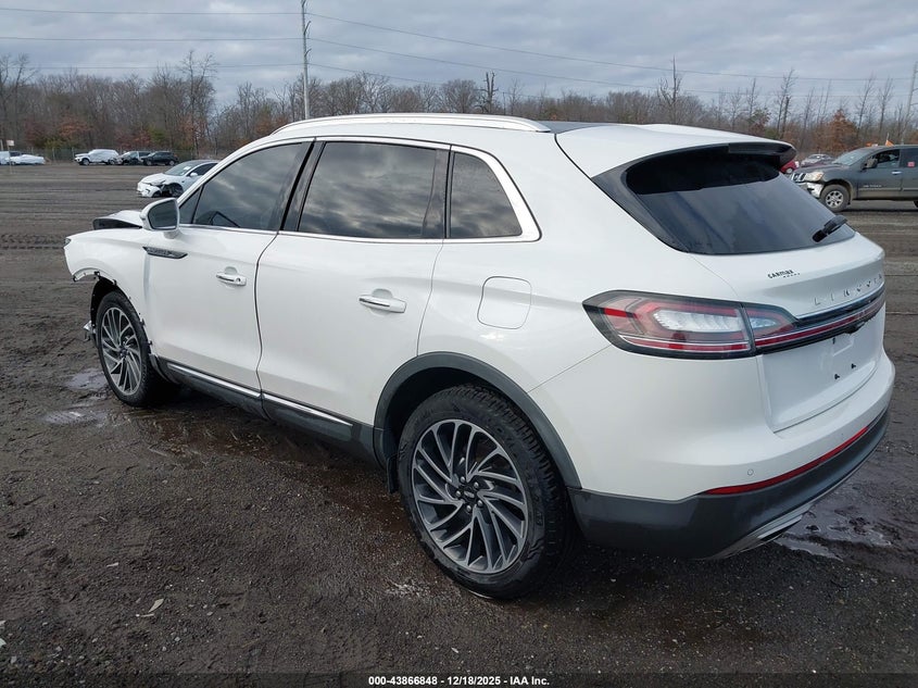 2020 Lincoln Nautilus Reserve