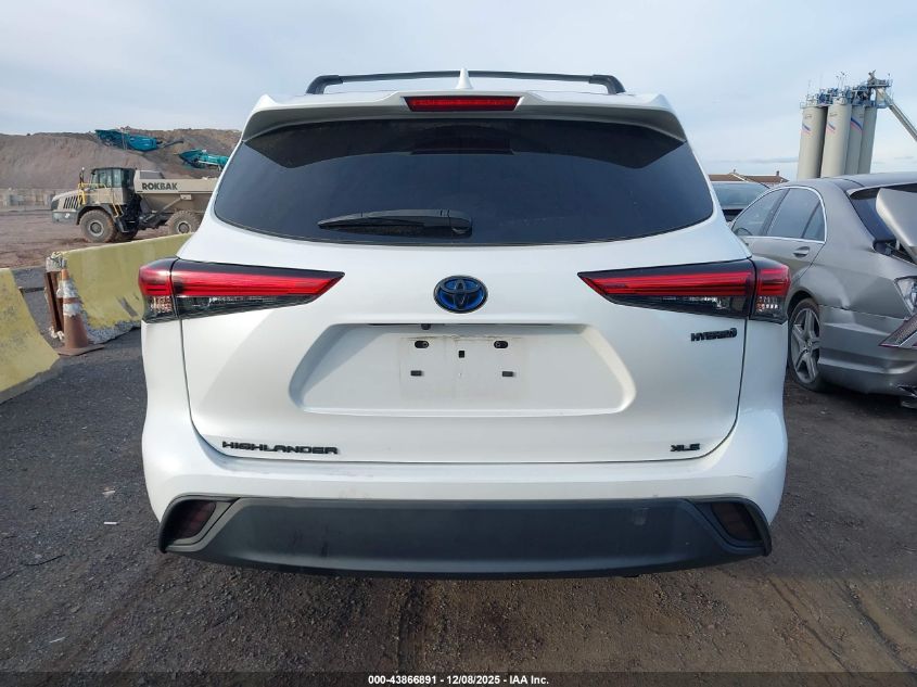 2022 Toyota Highlander Hybrid Xle VIN: 5TDGBRCH6NS548751 Lot: 43866891